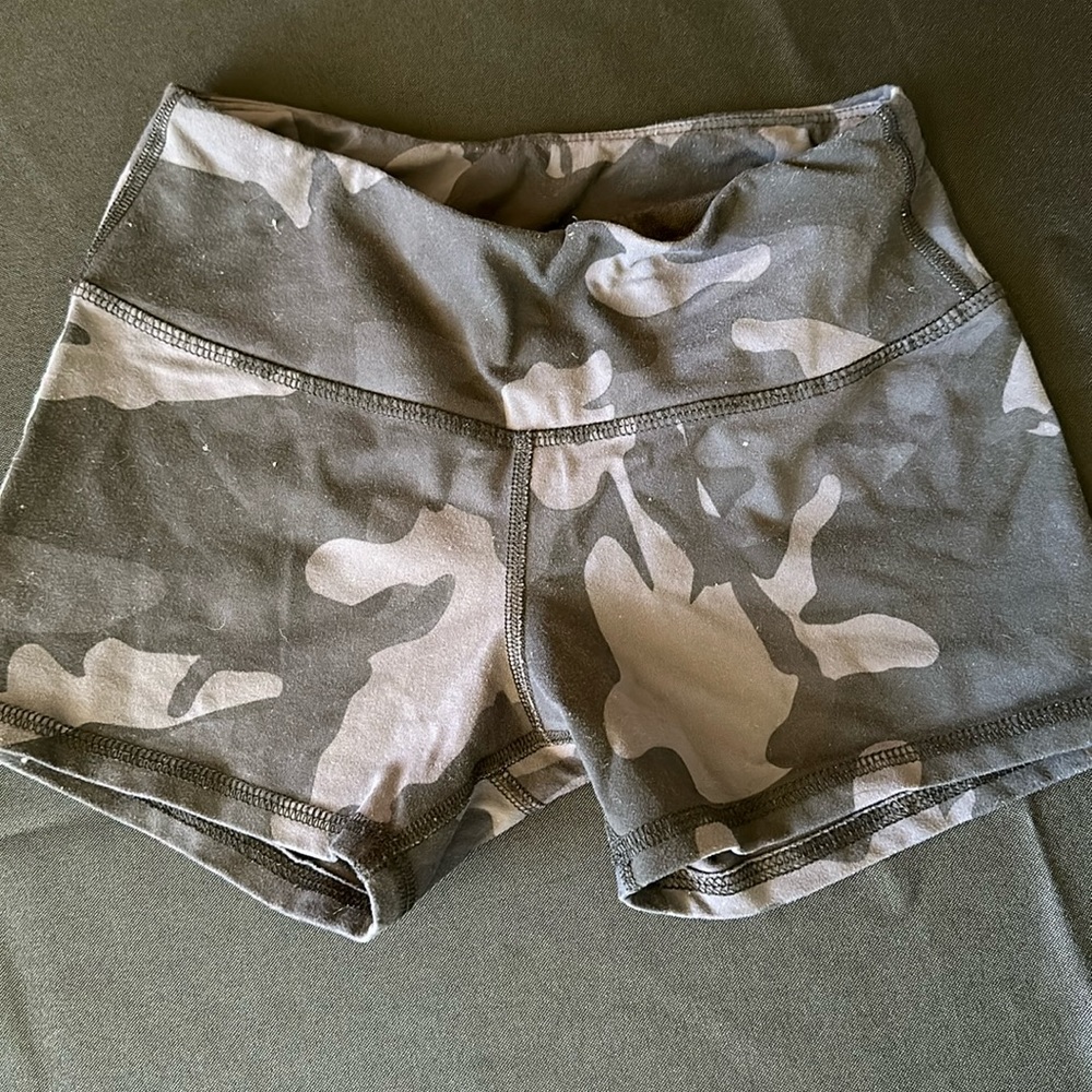 Rogue Shorts